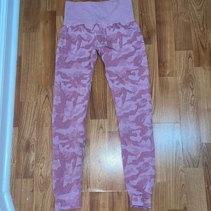 NVGTN pink camo workout leggings. Tight band at the top. Worn a few times.
